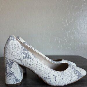 Cole Haan Karena Chalk Python Embossed Snakeskin Leather Pumps Size 7 Block Heel